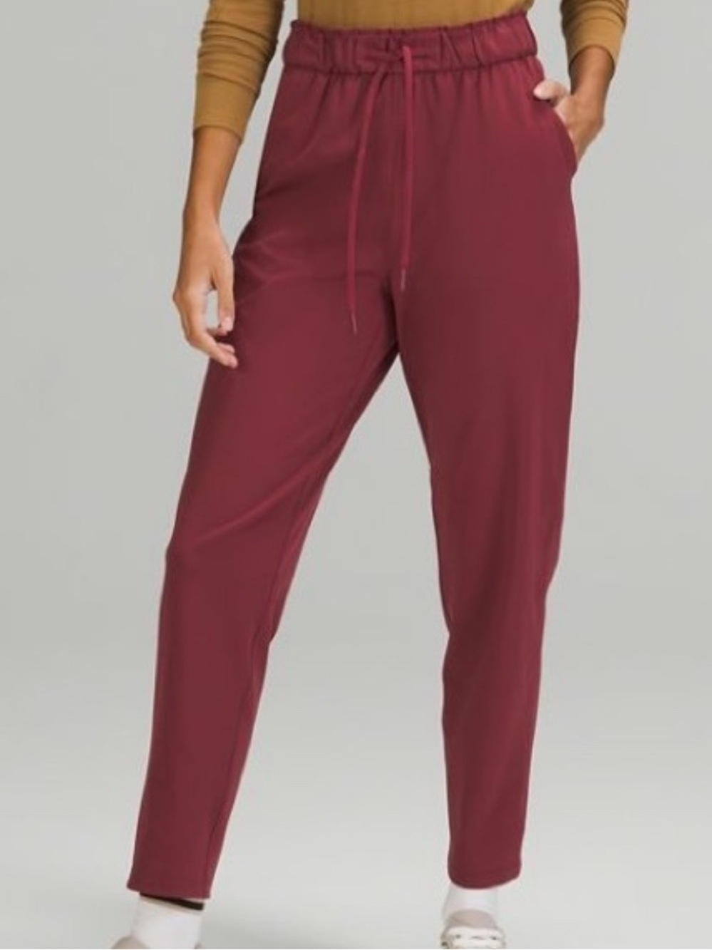 Lululemon Pants Womens Sz 6  Jogger Maroon Drawstring Cropped nwot